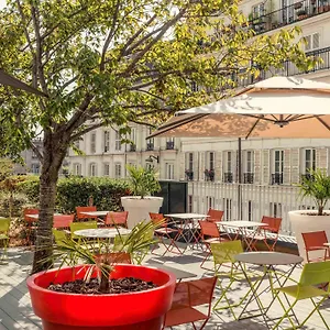 Mercure Montmartre Sacre Coeur Отель