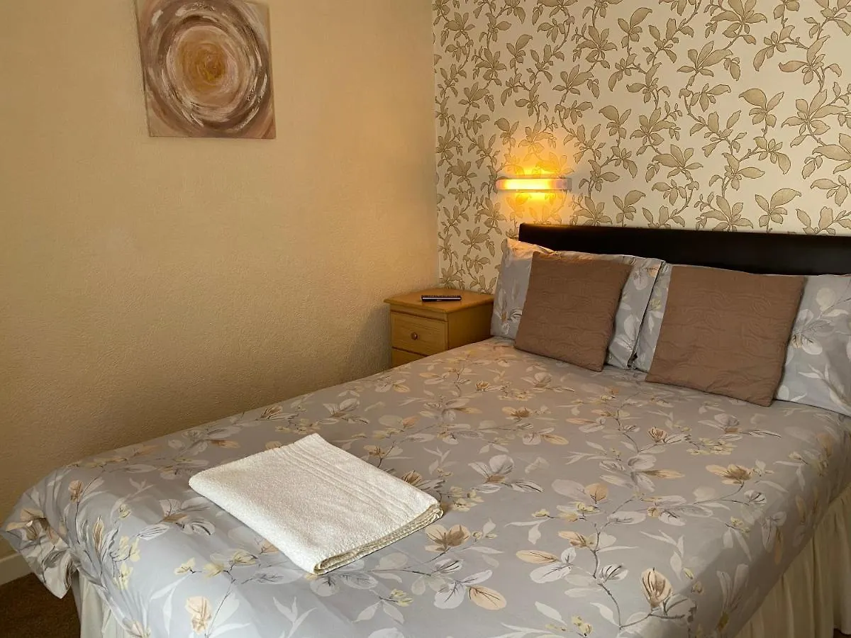 Clifton Private Hotel Блэкпул 3*,