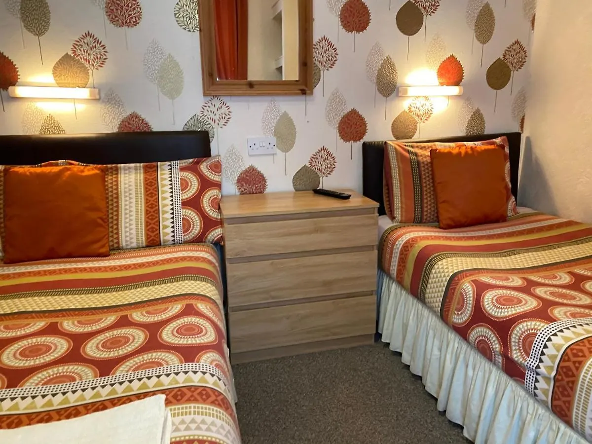 Clifton Private Hotel Блэкпул 3*,