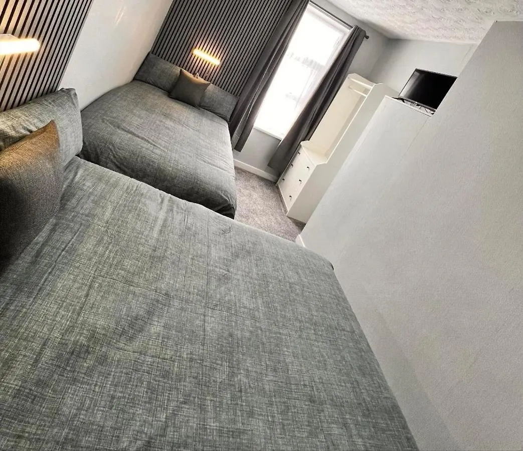 Clifton Private Hotel Блэкпул 3*,  Великобритания