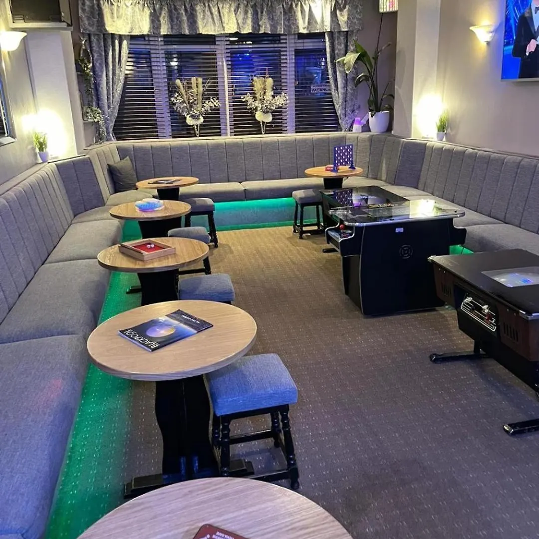 Clifton Private Hotel Блэкпул 3*,  Великобритания